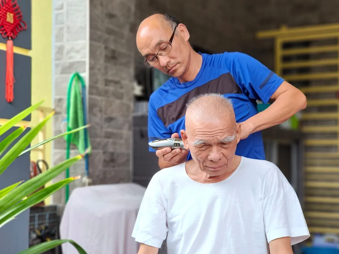 断桥铝门窗型材选择要点与节能性能对比分析