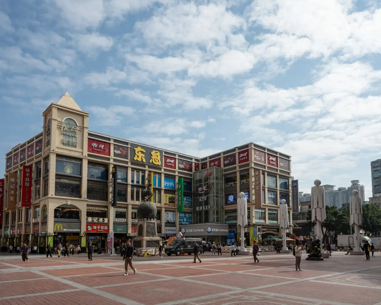 重庆断桥铝门窗定制安装方案：家庭与商业场景适配指南