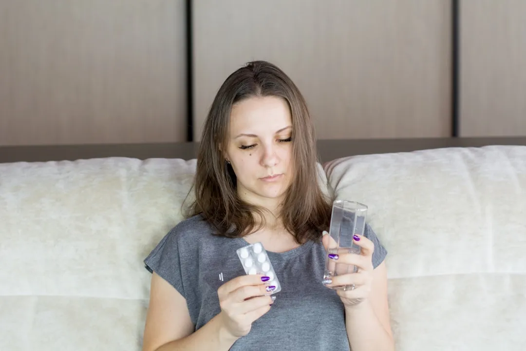 渝中区音迪娱断桥铝门窗工程案例：推拉窗与平开窗的节能应用